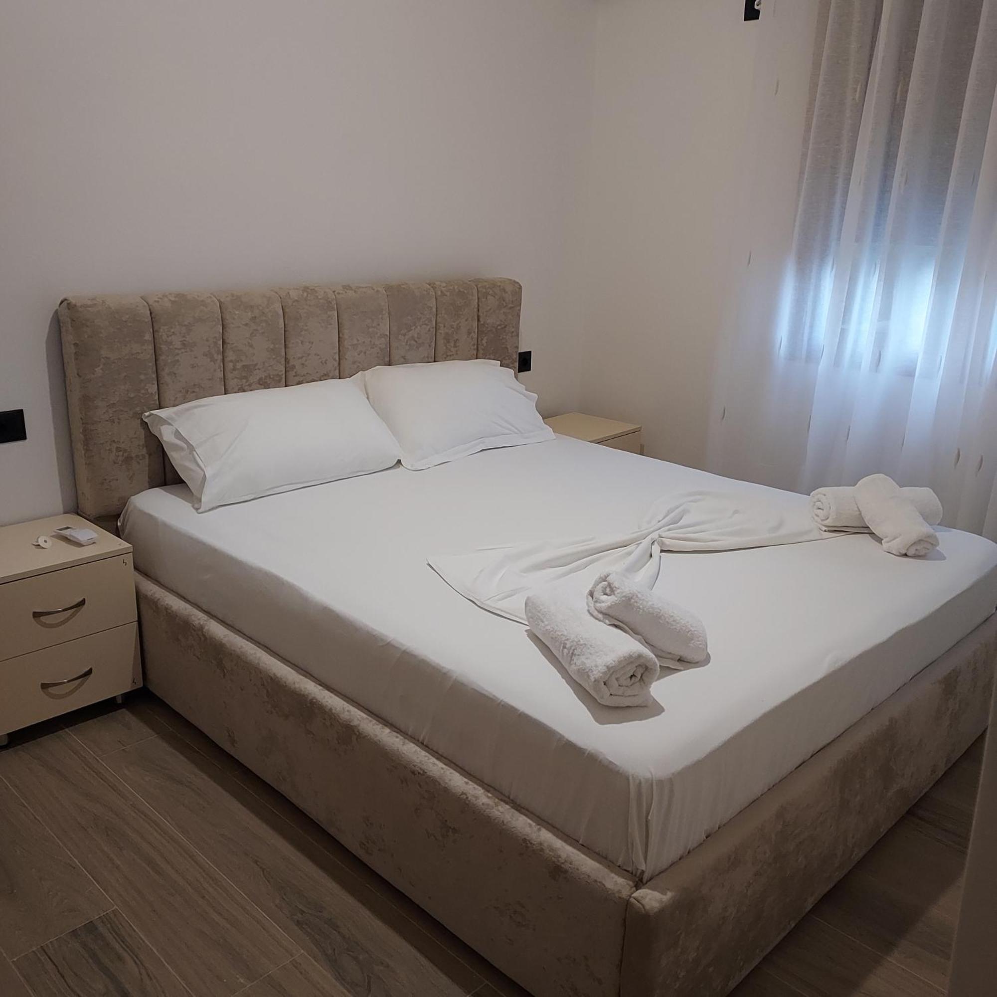 Guesthouse Vlore Luaran gambar
